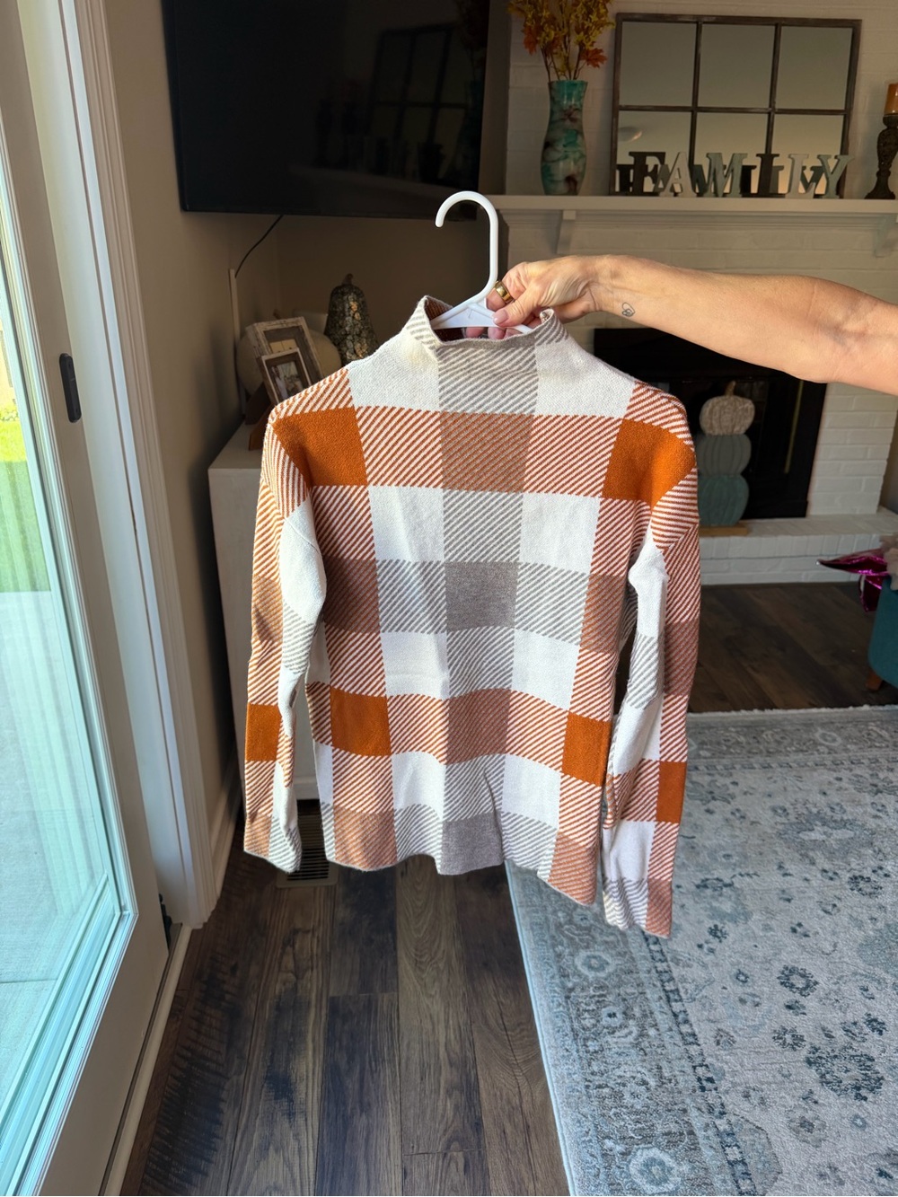 Tahari Cream and Rust Plaid Turtleneck Sweater